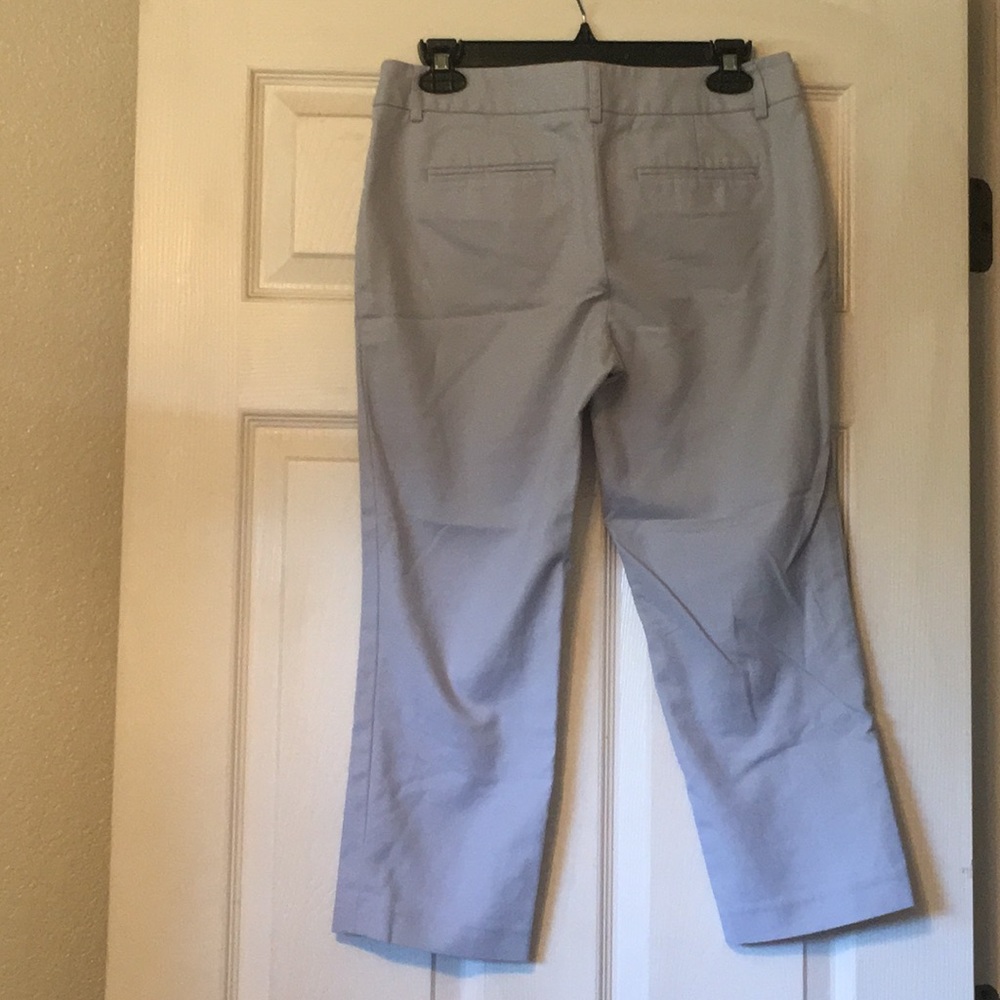 Capris - Picture 2 of 3